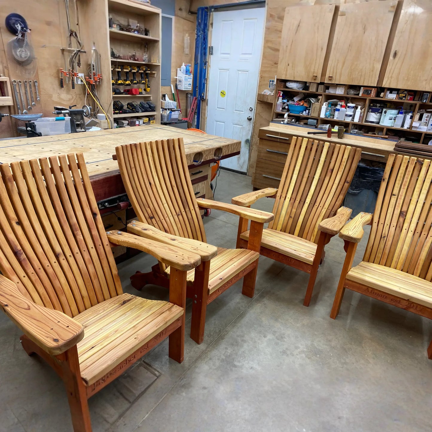 Adirondack Chair, New Comfort Design 3-D Plans