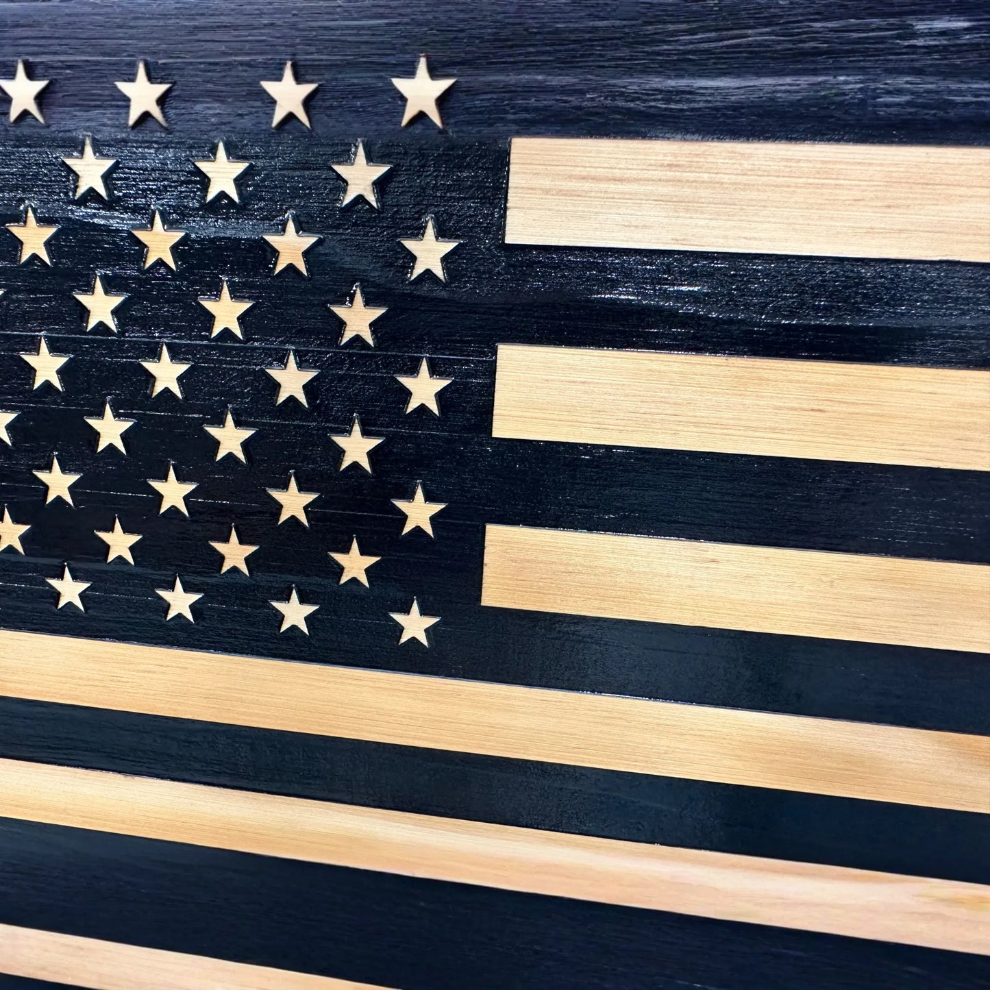 American Flag Decorative & Secure Wall-Mounted Gun Cabinet (Black)