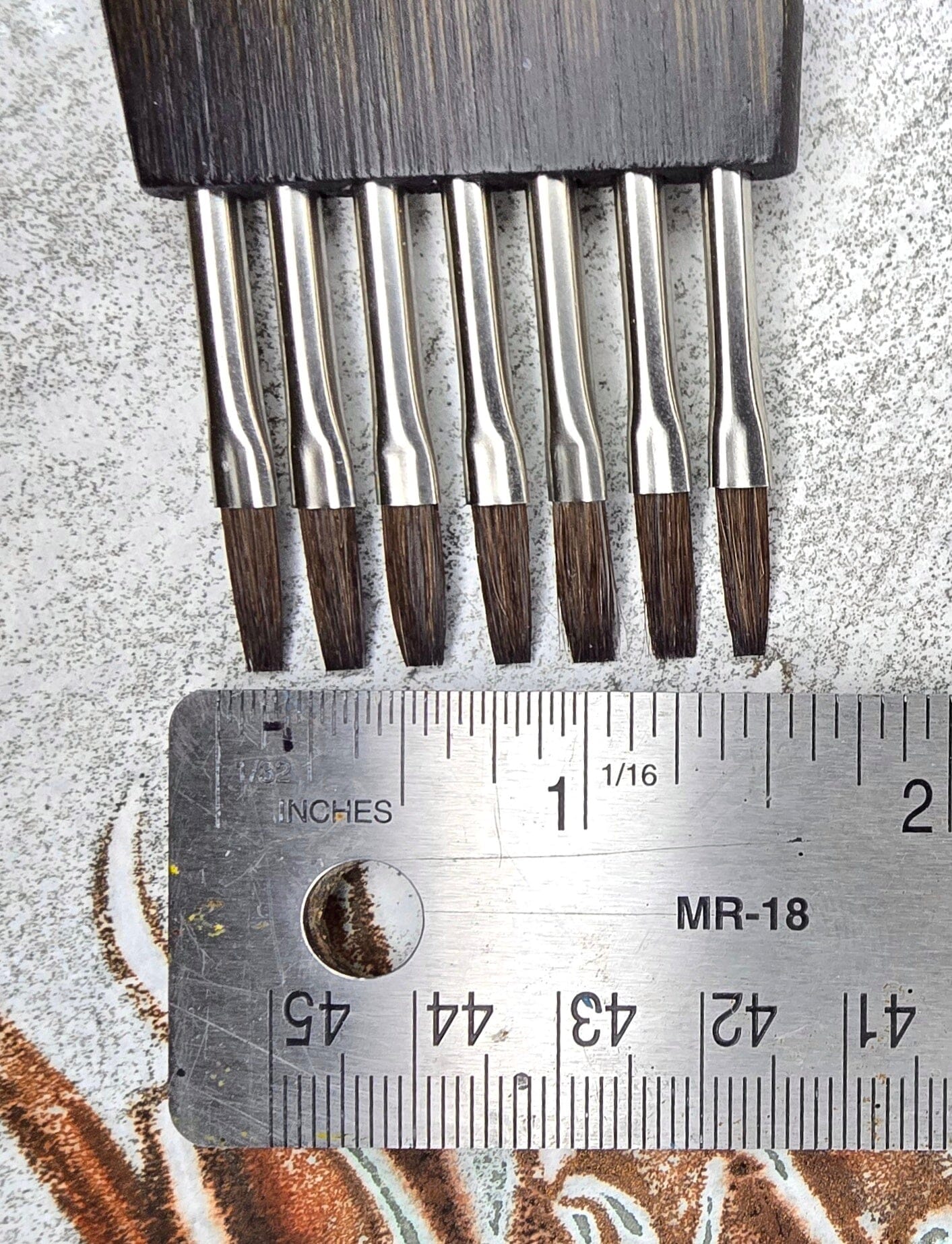 Comb Paintbrush – Flat (1 5/8") and Pointed (1 5/8") Bristle Head