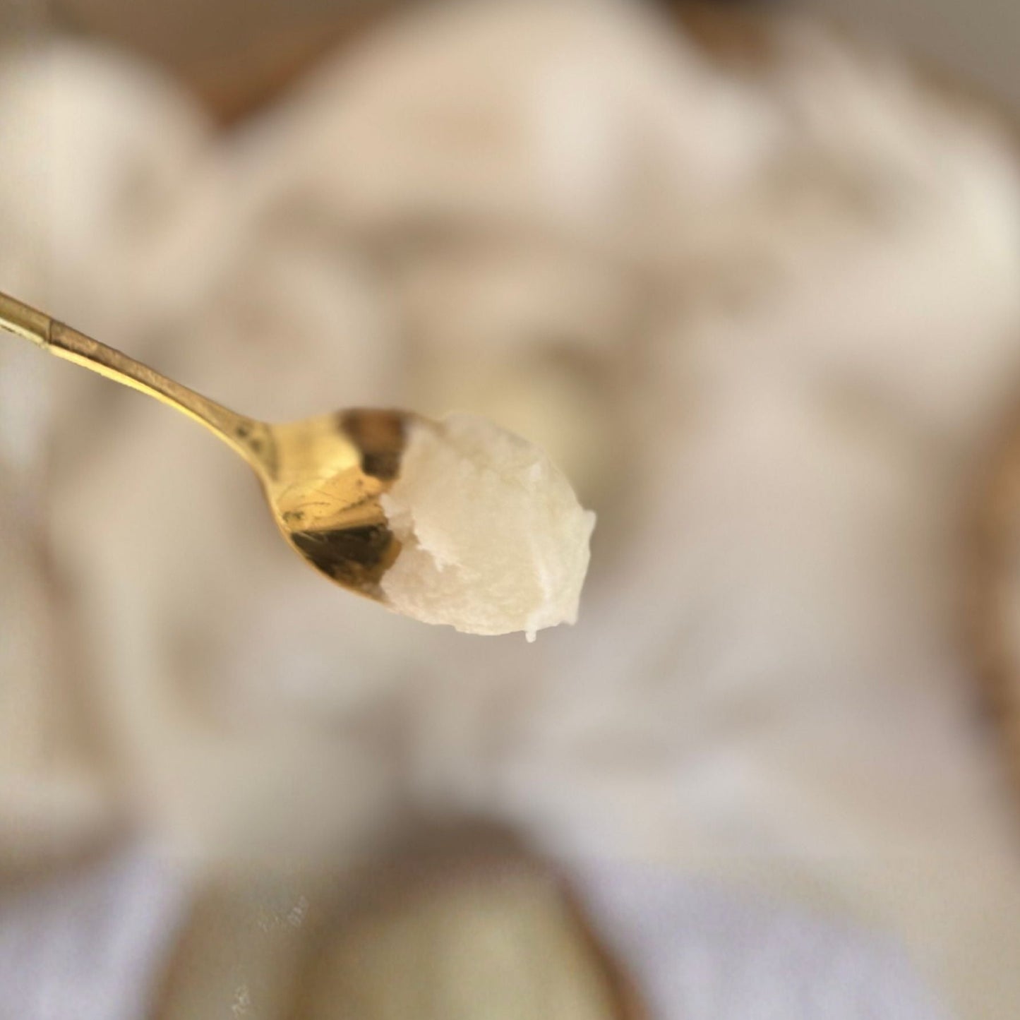 REVEAL Luxe Lip Polish