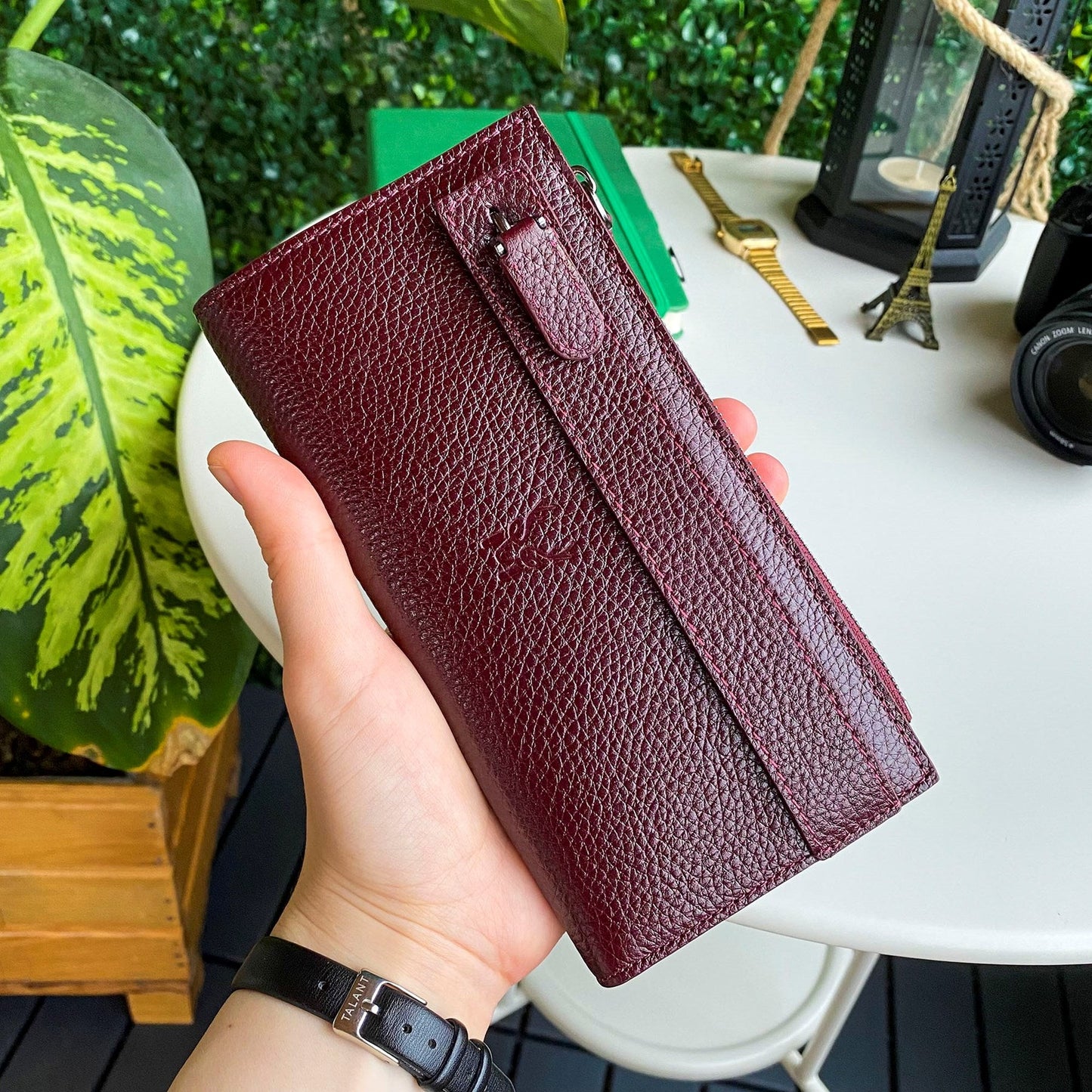 Mannu - Genuine Leather Large Wallet with Hand Band