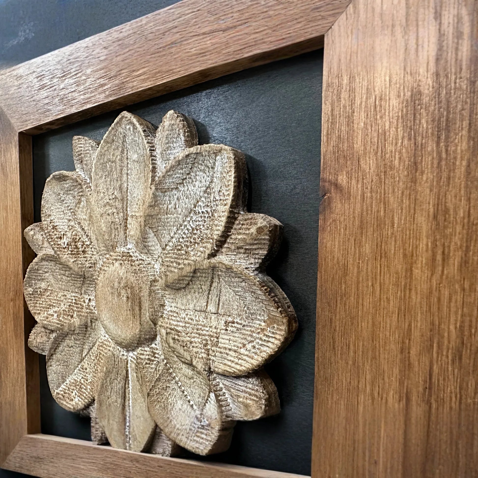 Hidden Gun Cabinet Wall Decor Distressed Flower (Black)