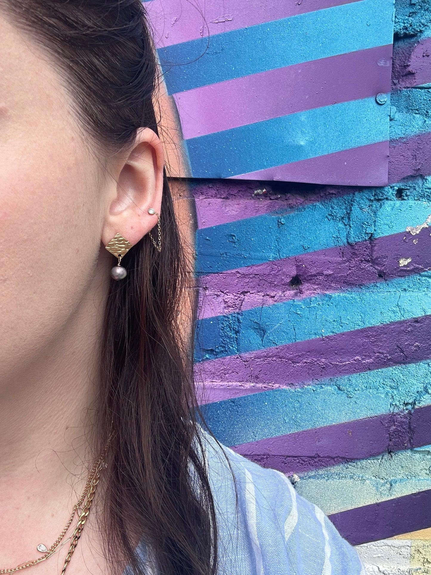 Carly Earrings- Tahitian Pearl or White Pearl on Gold