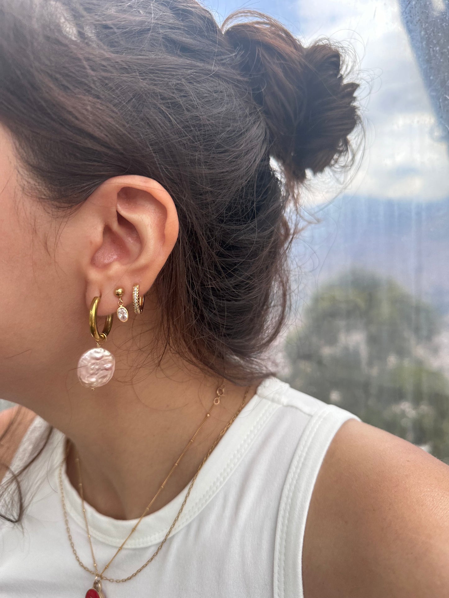 Circle Pearl or No Pearl Hoops