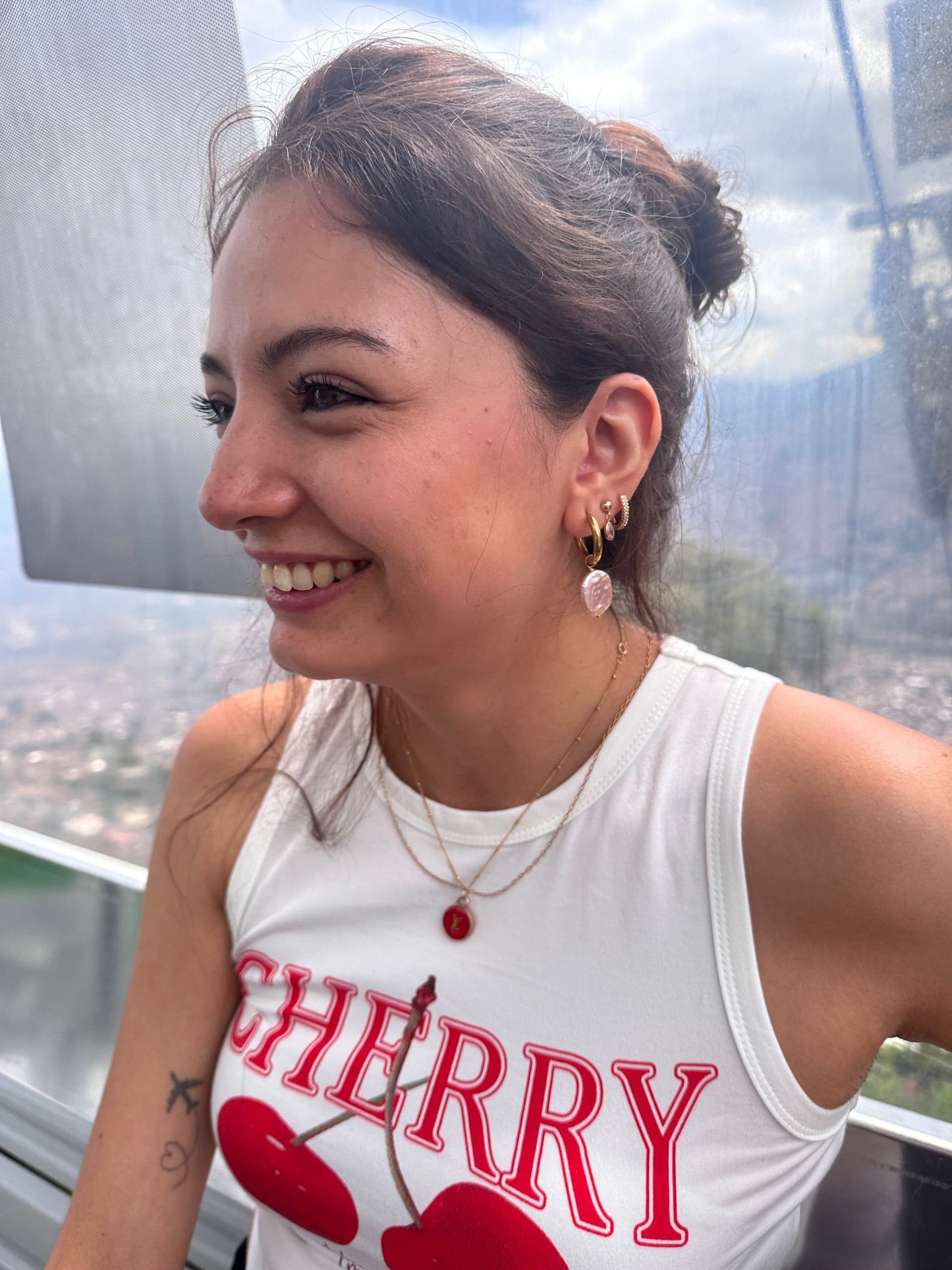 Circle Pearl or No Pearl Hoops