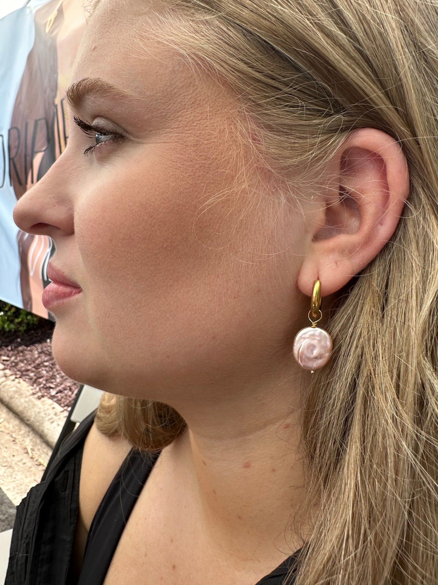 Circle Pearl or No Pearl Hoops