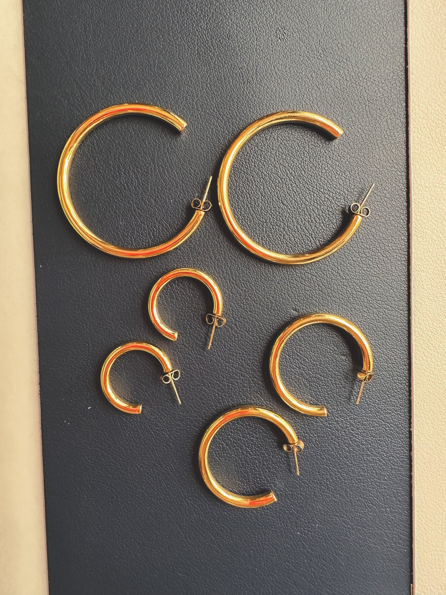 Lightweight Tube Earrings (3 sizes)