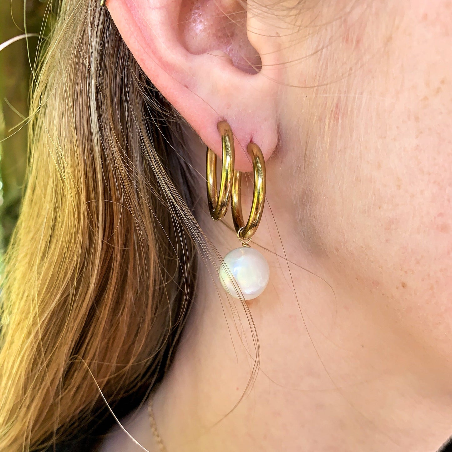 Pearl or No Pearl Hoops