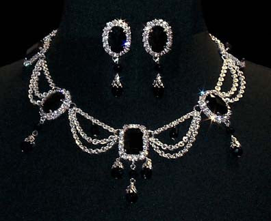 Jet Octagon and Oval Necklace and Earring Set 12682 - eJools - Little Red General Store