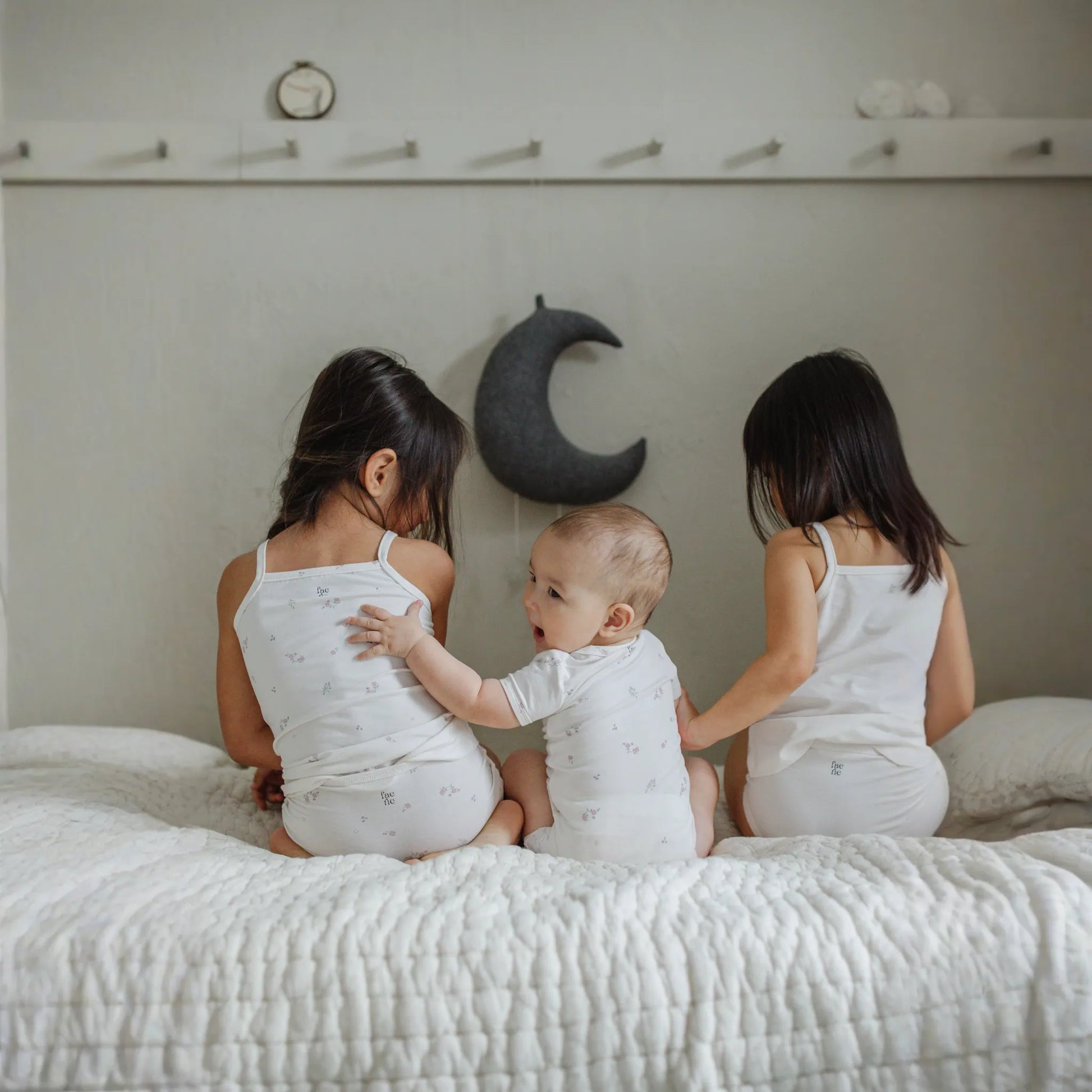 Girl's Shorts Set