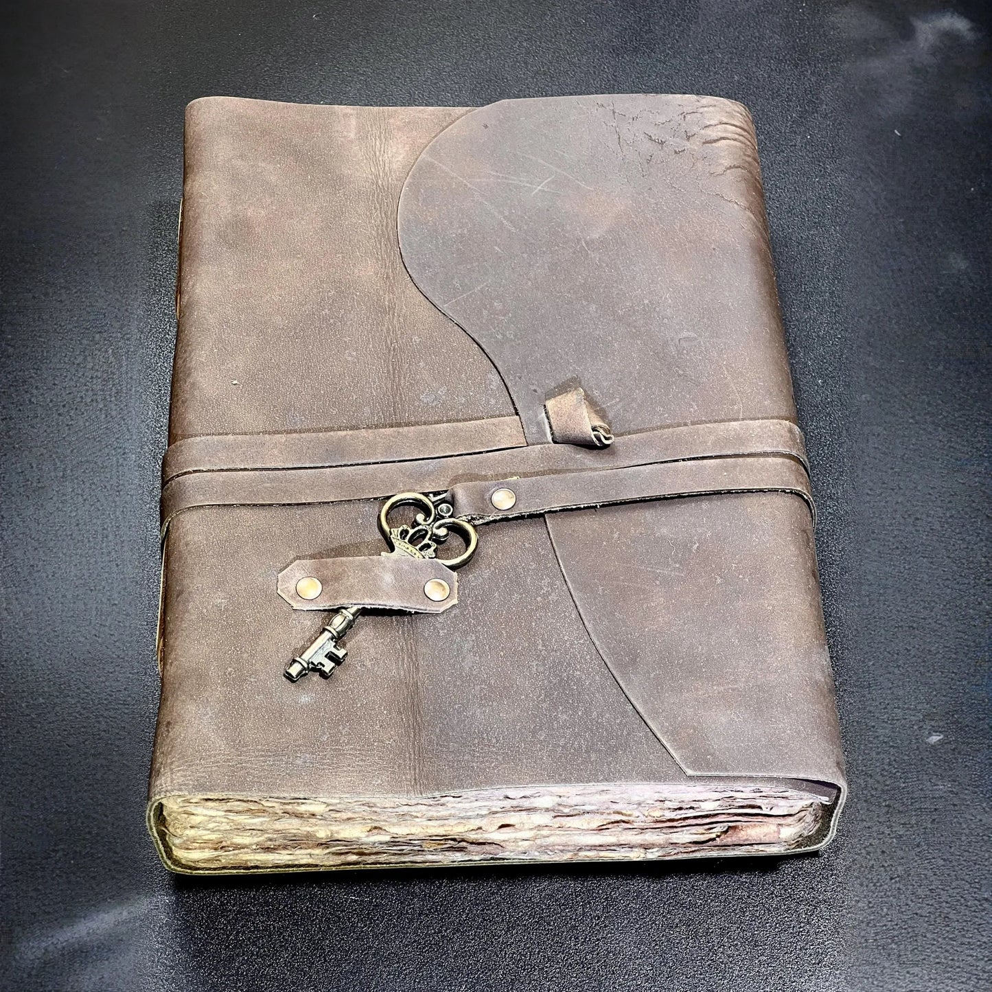 Large Rustic Brown Leather Bound 100 Page Sketchbook Notebook Key Carving Wholesale