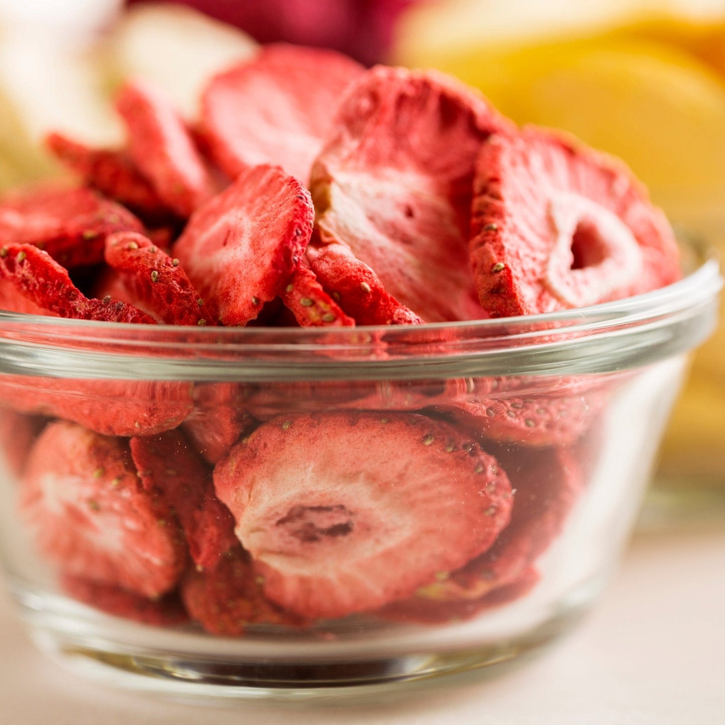 Freeze Dried Sliced Strawberries Can, 18 Servings
