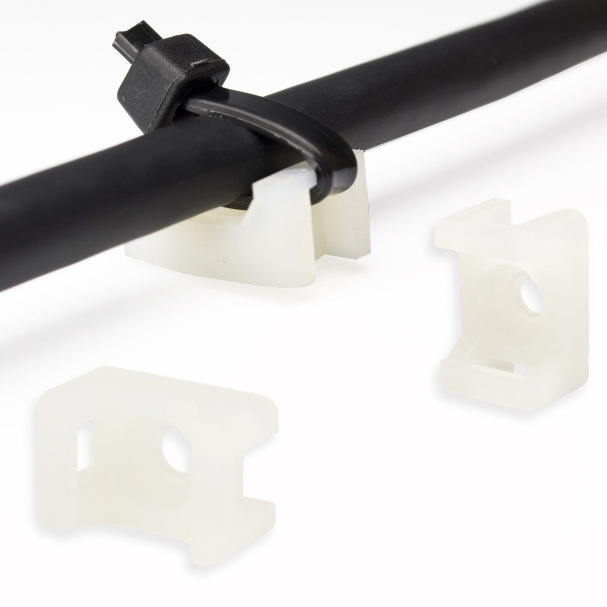 QualGear 15 x 10 mm Cable Tie Mount Saddles, White, 100 Pack, CM2-W-100-P