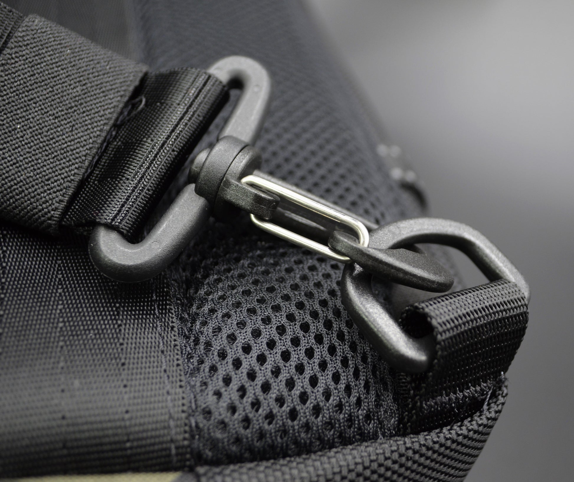 Loculus Sling Bag - Kargo Gear - Little Red General Store