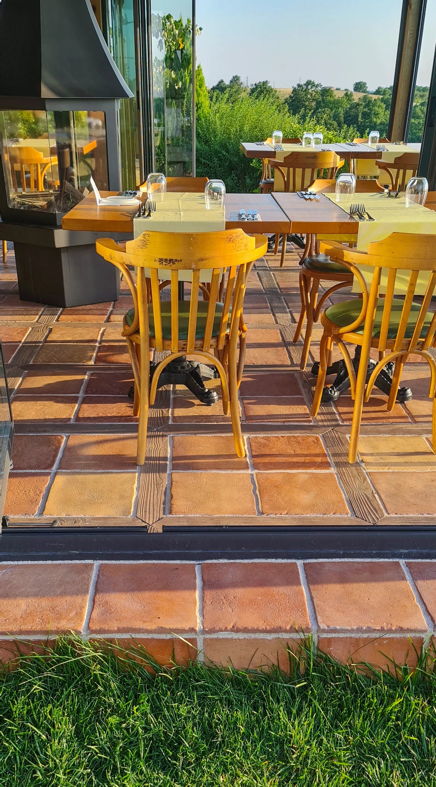 Isola 20 Manufactured Stone Pavers 12"x12" - Livfloors Collection