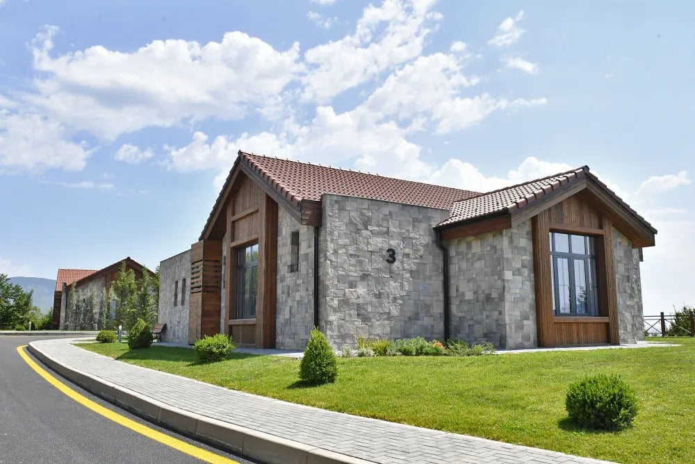 Ashlar Pattern Petra Olive Manufactured Stone Handmade Veneer - Livfloors Collection
