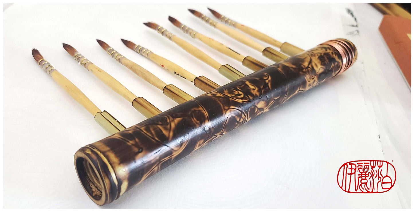 Multi-Brush Holder Tool With 8 Individual Brushes