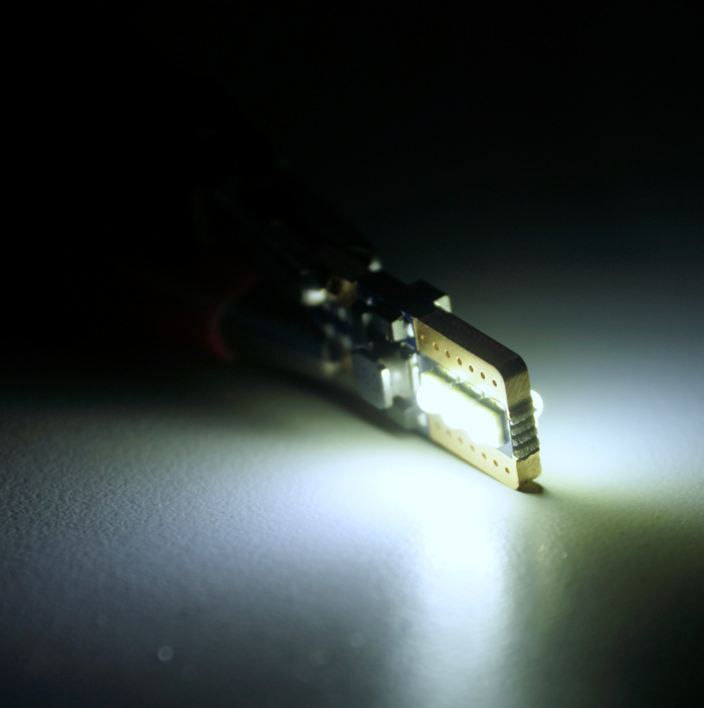 HYUGA 6 LED T10 Automotive Bulb HX - 1 ｜ 300 lumen - PA LED BULB - HYUGA - Little Red General Store