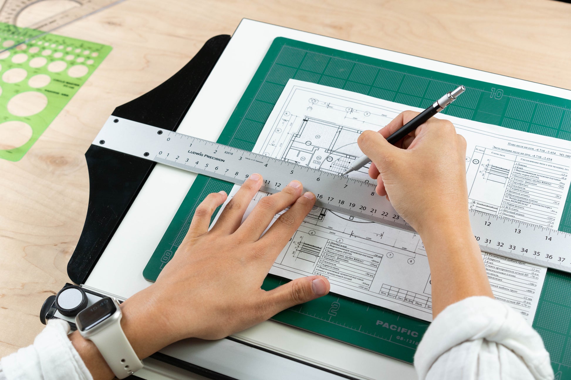 Pacific Arc: T - Square, Aluminum, Scholastic - inch/Metric 12" - 36" Drawing and Design tool for students and professionals, Great for Carpentry, Drafting Architecture, Engineering, and Art - Pacific Arc - Little Red General Store