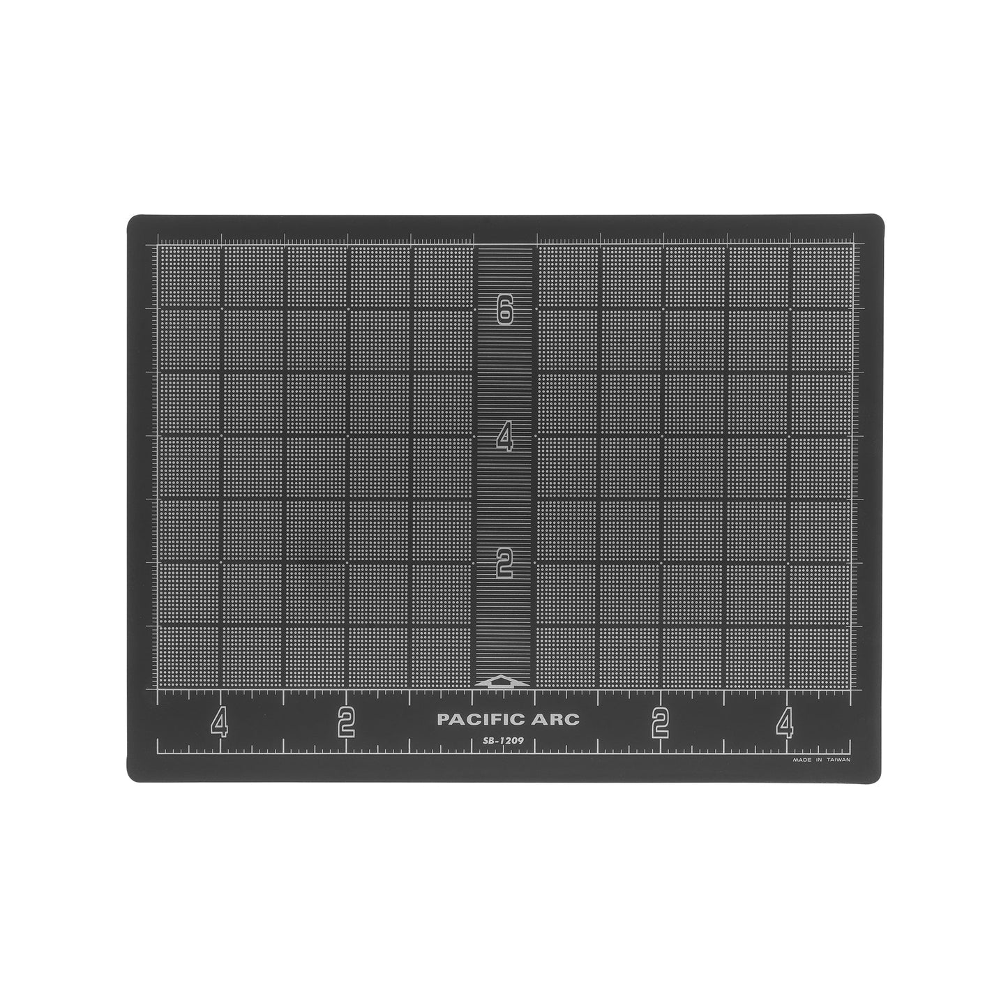 Pacific Arc, Cutting Mat: 3 - ply, fully gridded - black - Pacific Arc - Little Red General Store