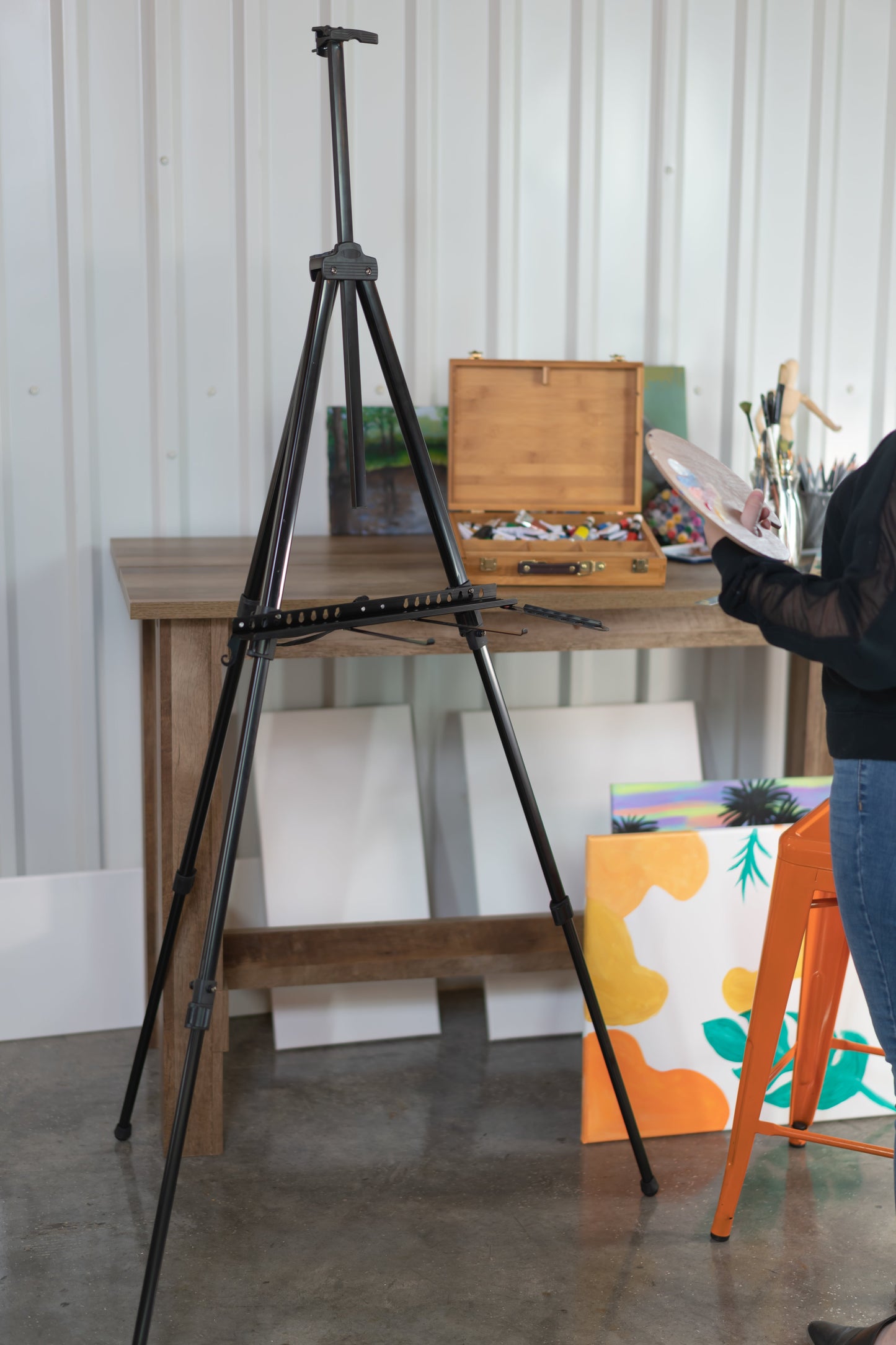 Pacific Arc - Trekker Aluminum 70 Inch Adjustable Art Easel with Carry Bag for Artists, Hobbyists, Students, and Professionals - Pacific Arc - Little Red General Store