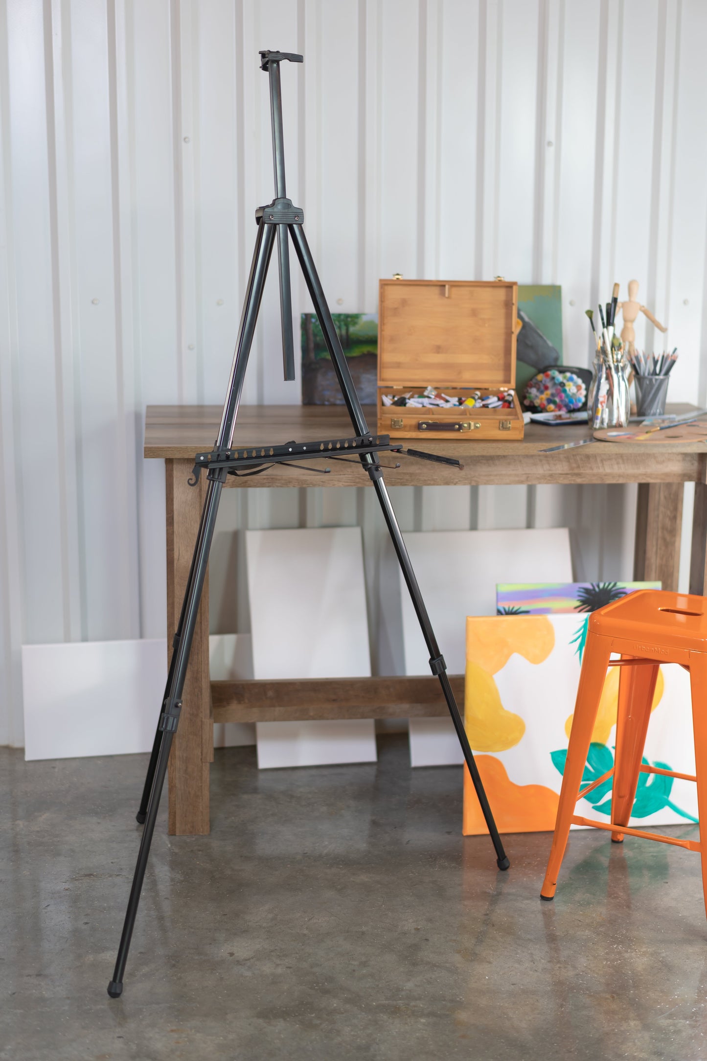 Pacific Arc - Trekker Aluminum 70 Inch Adjustable Art Easel with Carry Bag for Artists, Hobbyists, Students, and Professionals - Pacific Arc - Little Red General Store