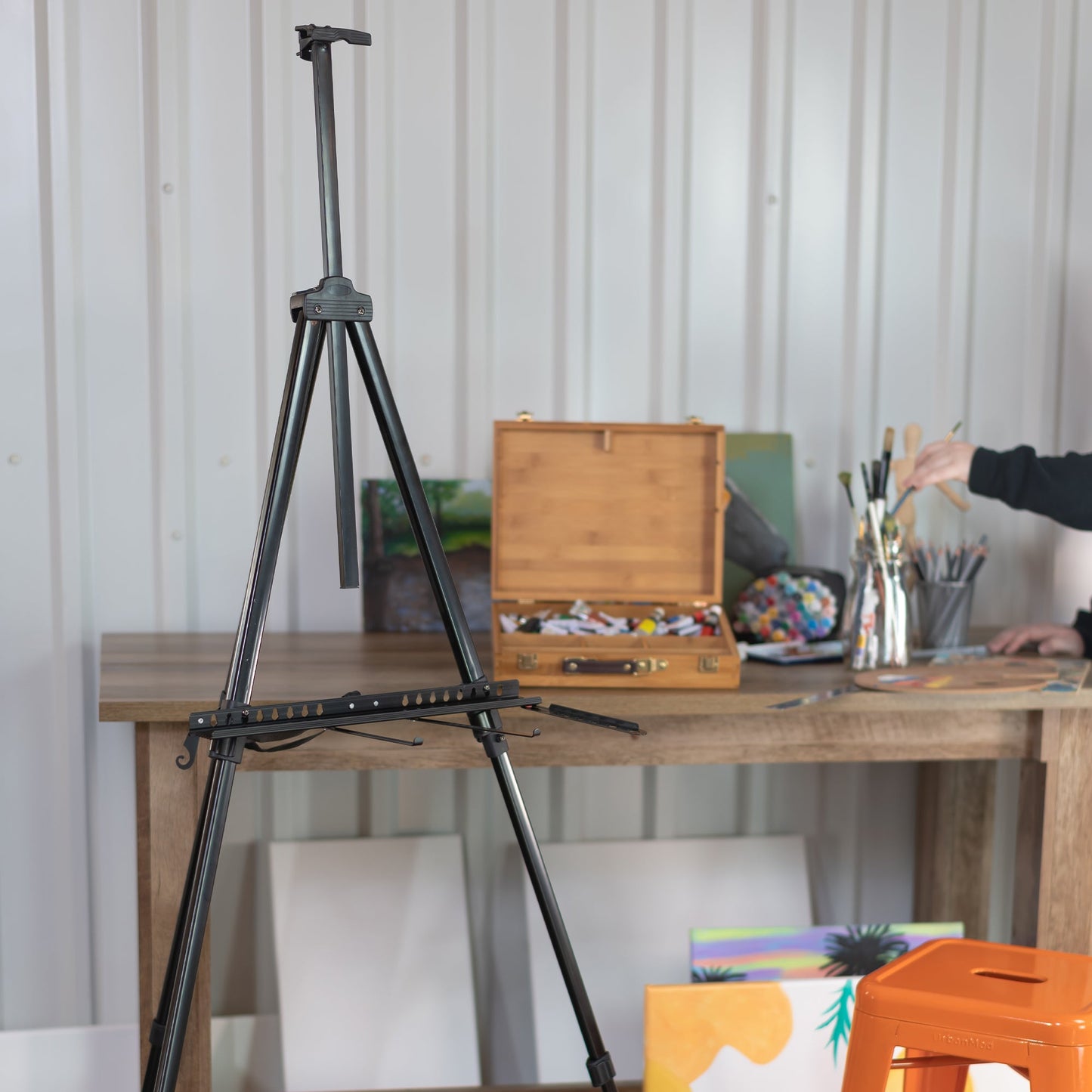 Pacific Arc - Trekker Aluminum 70 Inch Adjustable Art Easel with Carry Bag for Artists, Hobbyists, Students, and Professionals - Pacific Arc - Little Red General Store
