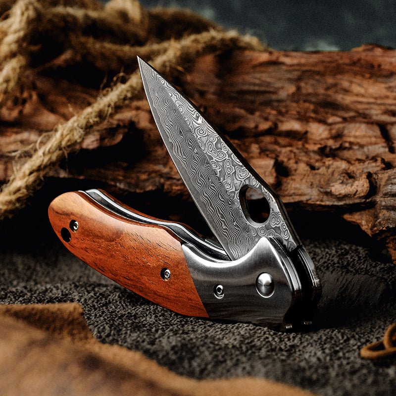 Polar Japanese VG10 Damascus Pocket Knife with Exotic Sandal Wood Handle