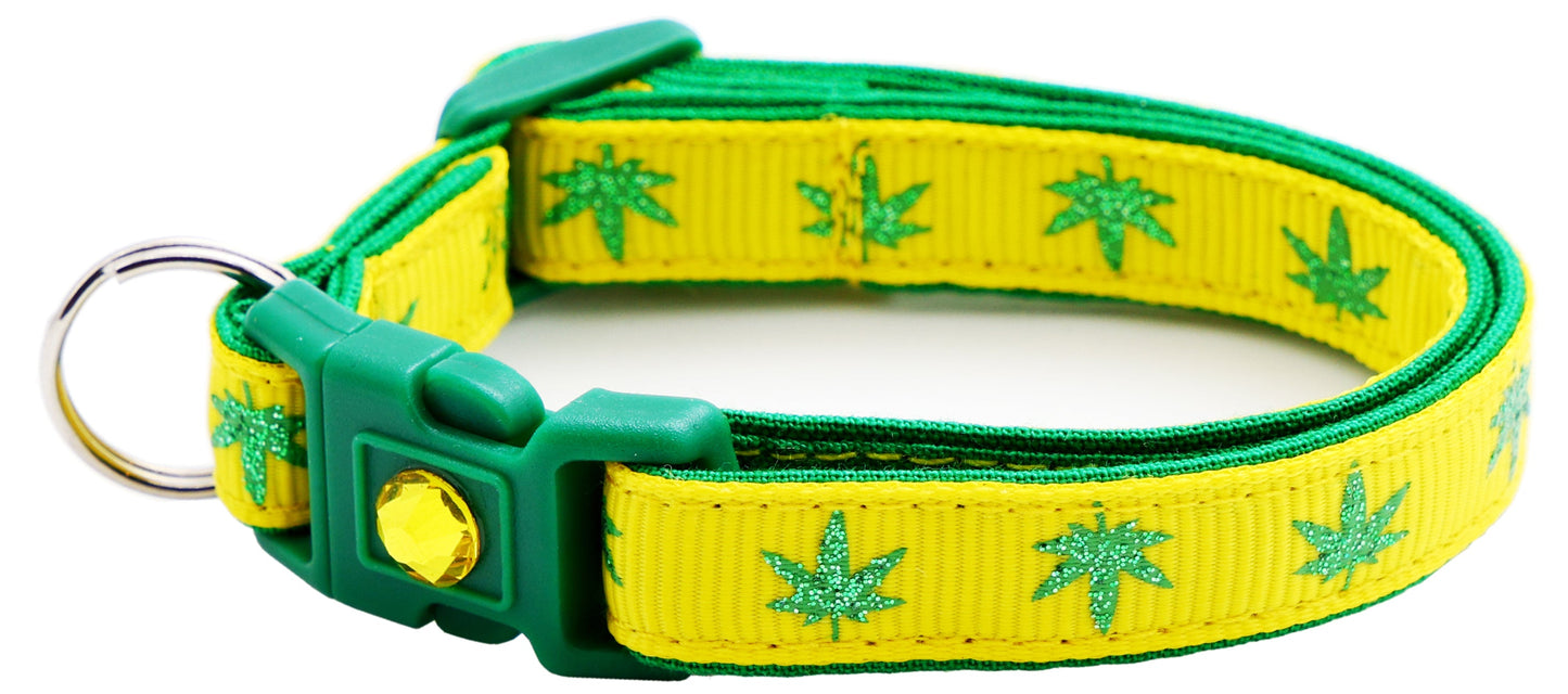 Marijuana Leaves Breakaway Cat Collar - Pugs2Persians - Little Red General Store