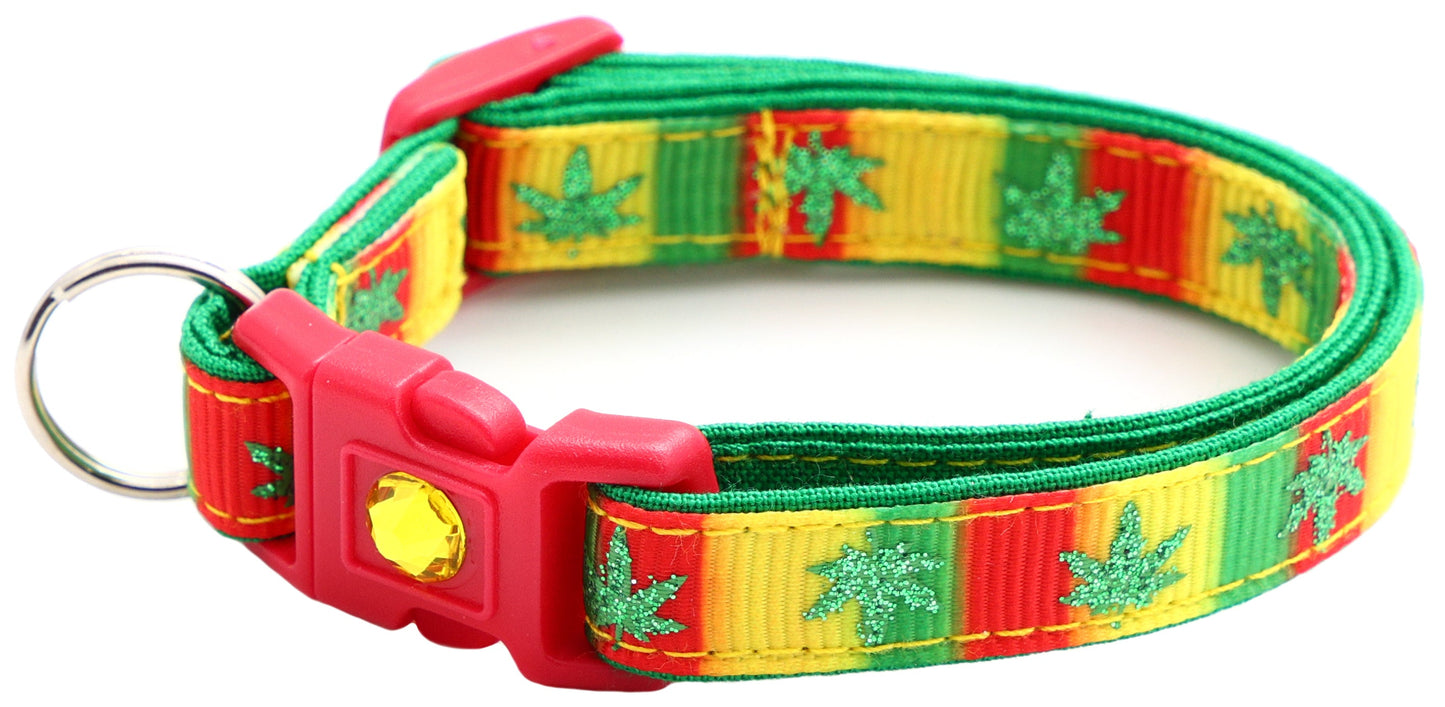 Marijuana Leaves Breakaway Cat Collar - Pugs2Persians - Little Red General Store
