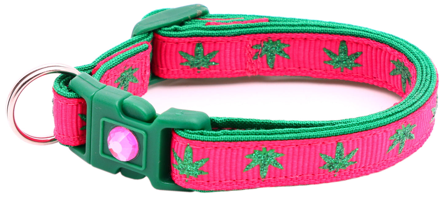 Marijuana Leaves Breakaway Cat Collar - Pugs2Persians - Little Red General Store