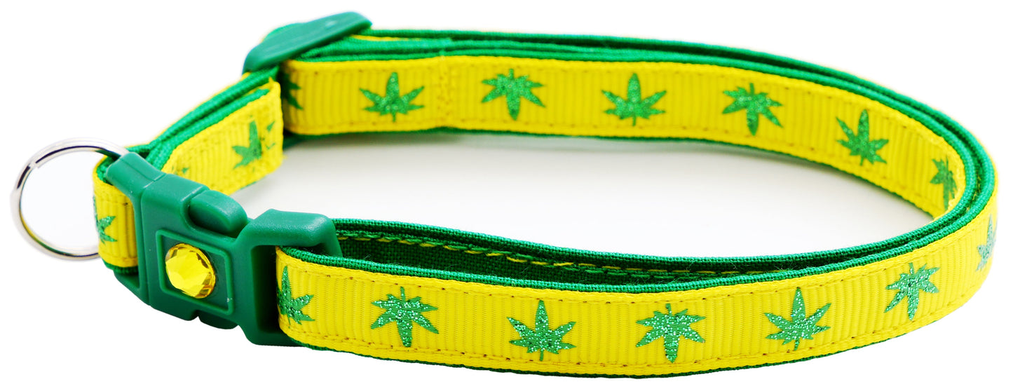 Marijuana Leaves Breakaway Cat Collar - Pugs2Persians - Little Red General Store