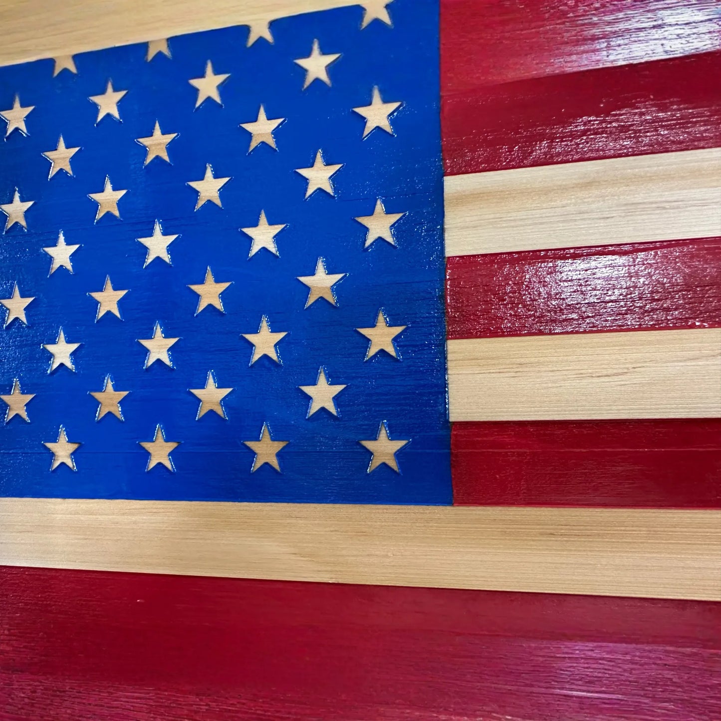 American Flag Decorative & Secure Wall-Mounted Gun Cabinet (Red & Blue)