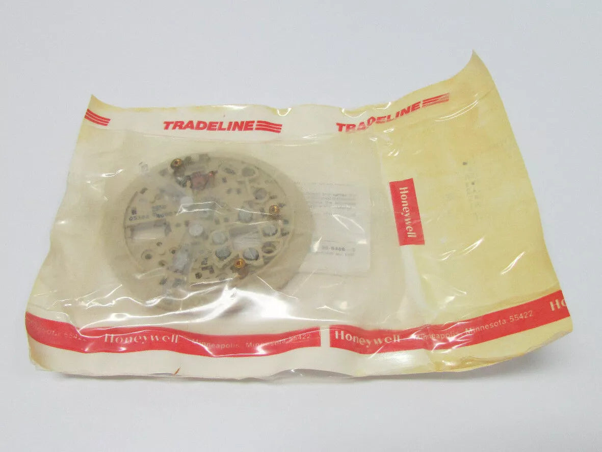 Honeywell Q539A4000 Thermostat Subbase With Heat/Cool 52635