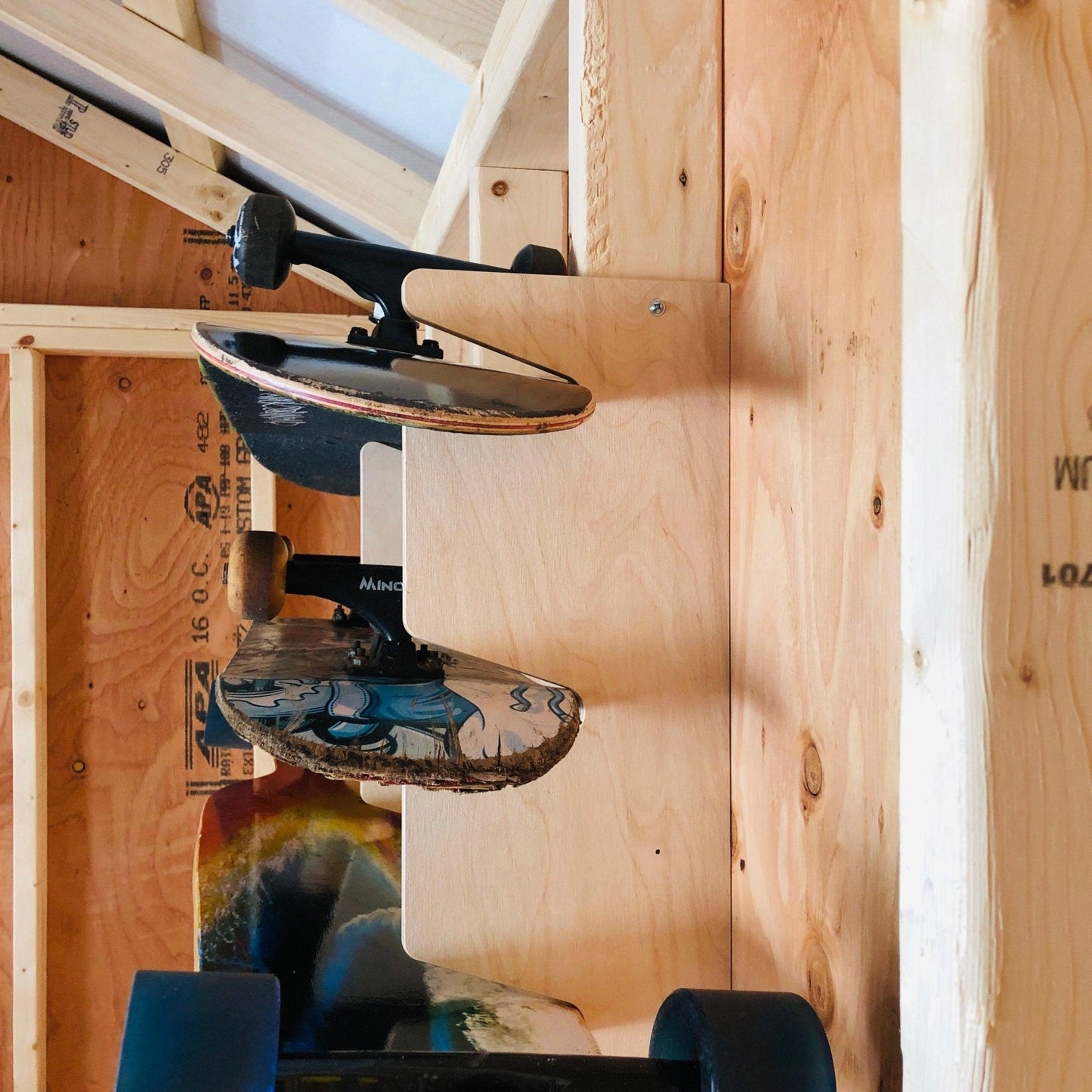 Snowboard Storage Rack – Shed Organizer for Snow Gear & Sporting Equipment