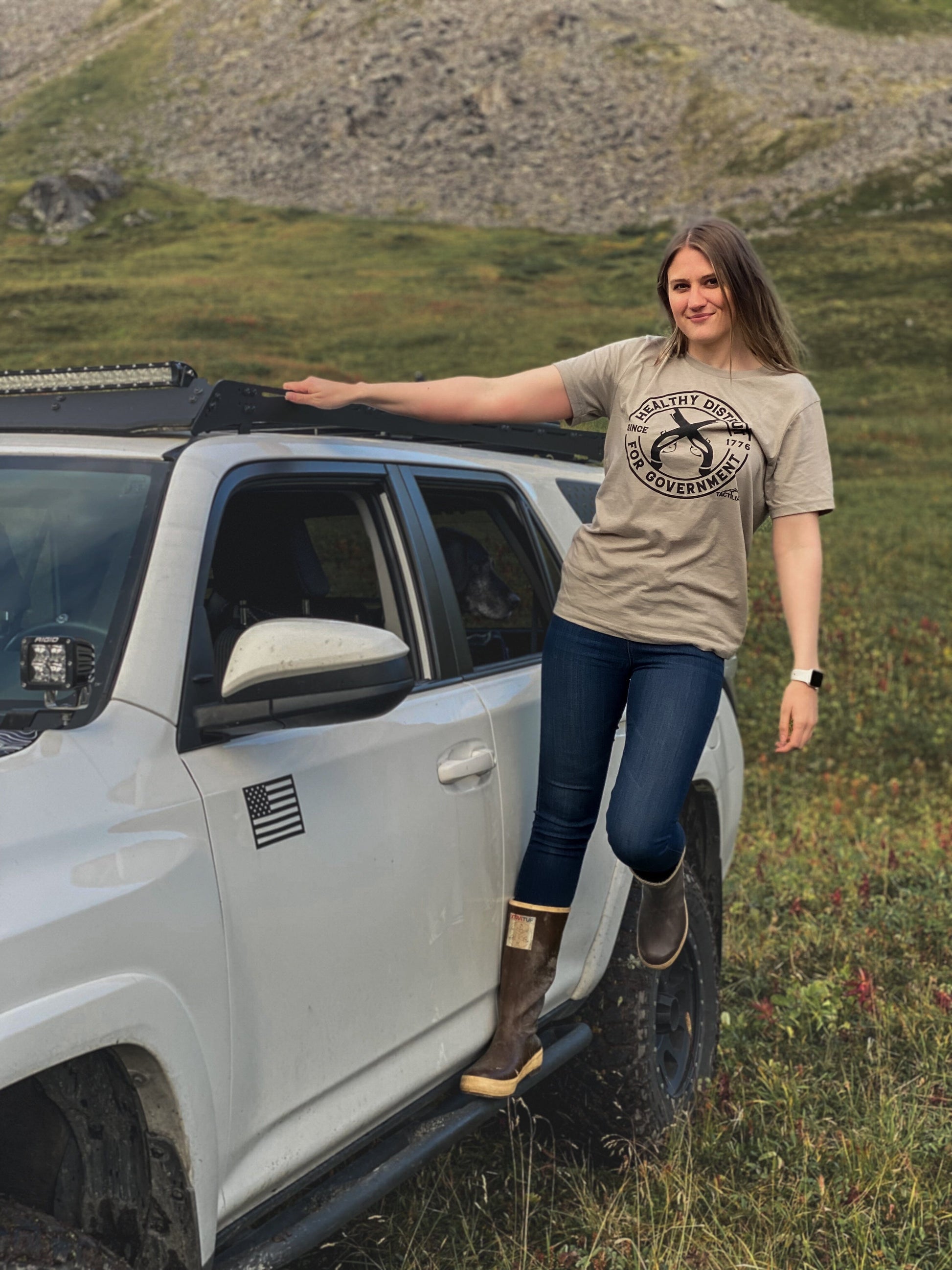 Healthy Distrust for Government 1776 Unisex T-shirt - Solar Power Lifestyle - Little Red General Store