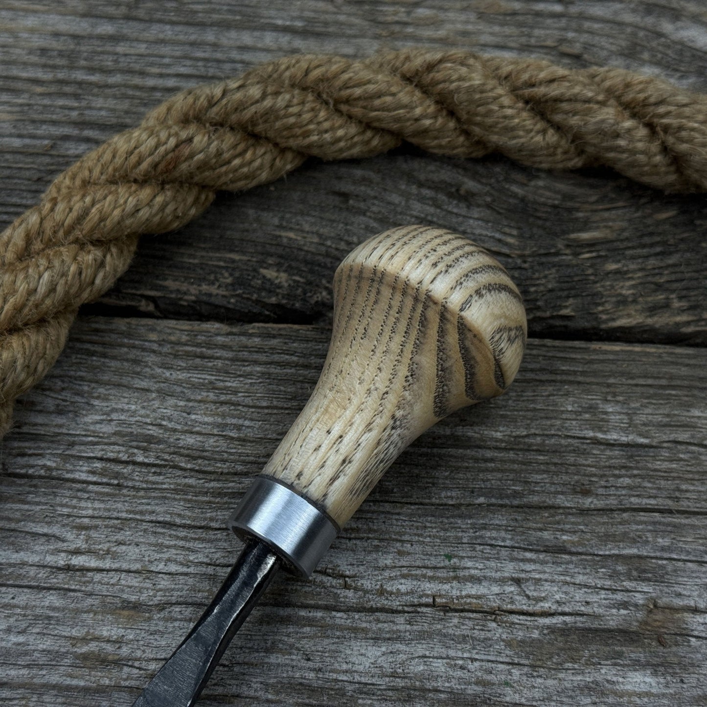 Straight Carving Gouge with Palm Handle, 5 - 12 mm (0.20 - 0.47 inches)