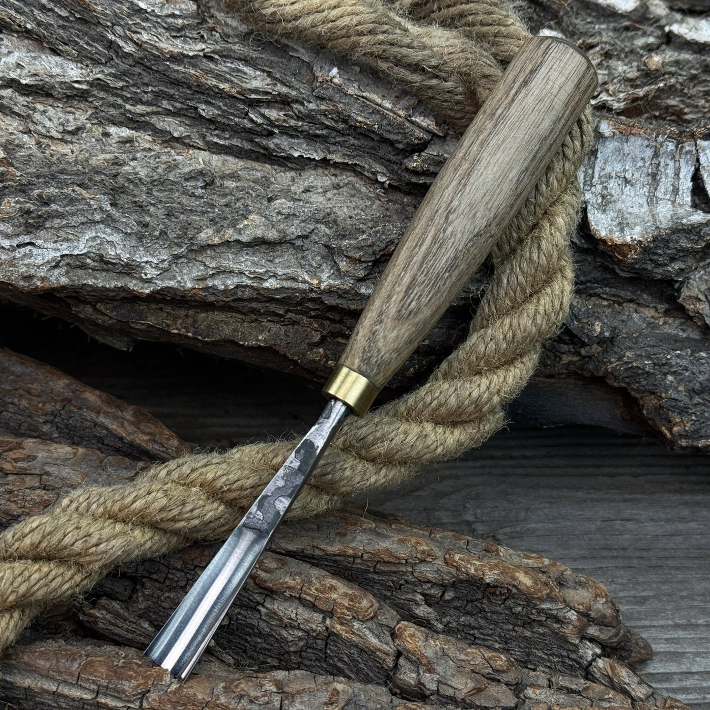 Straight Wood Carving Gouge, 5 - 12 mm (0.20 - 0.47 inches)