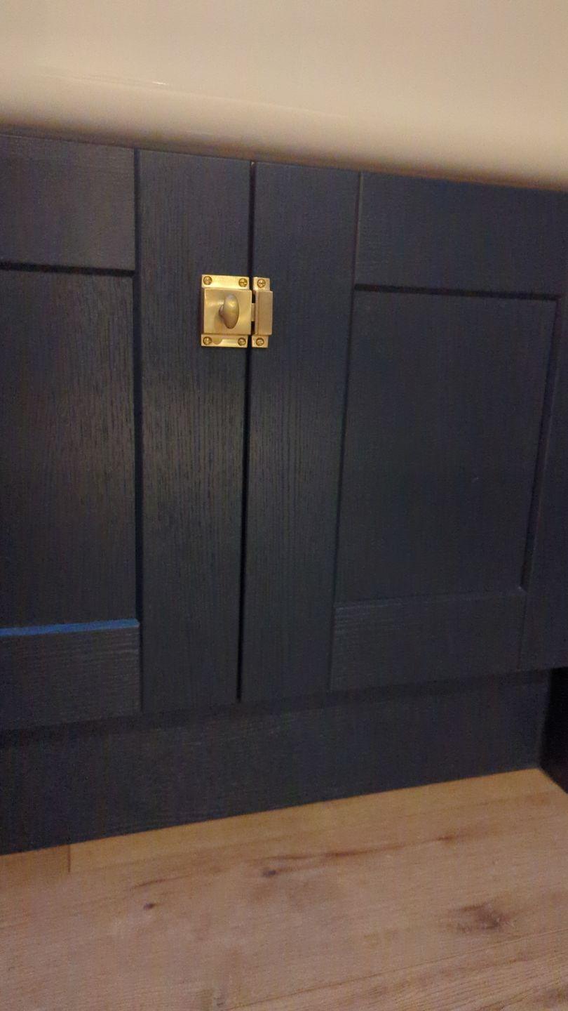 Cabinet Latch - Brass Brushed - Stylentdecor - Little Red General Store