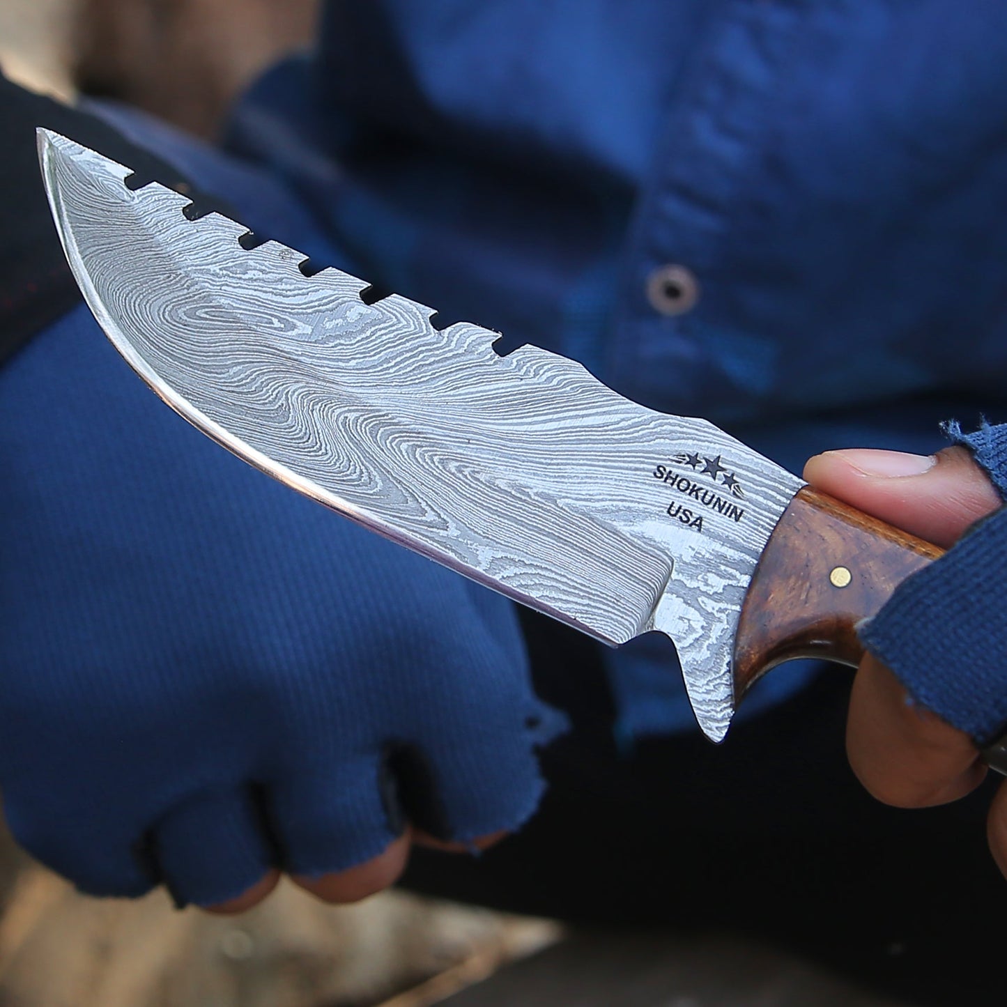 Lynx Handmade Damascus Knife with Mother of Pearl Resin & Rosewood Handle