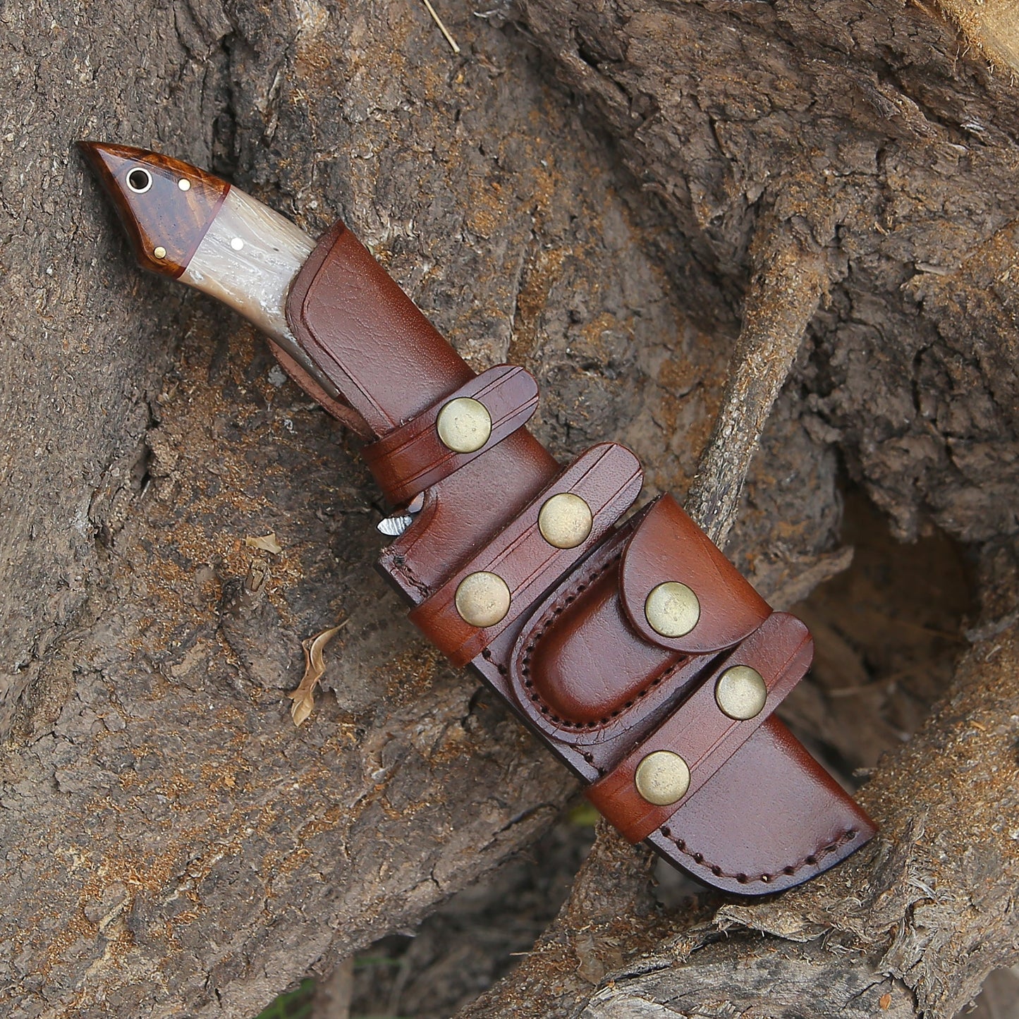 Lynx Handmade Damascus Knife with Mother of Pearl Resin & Rosewood Handle